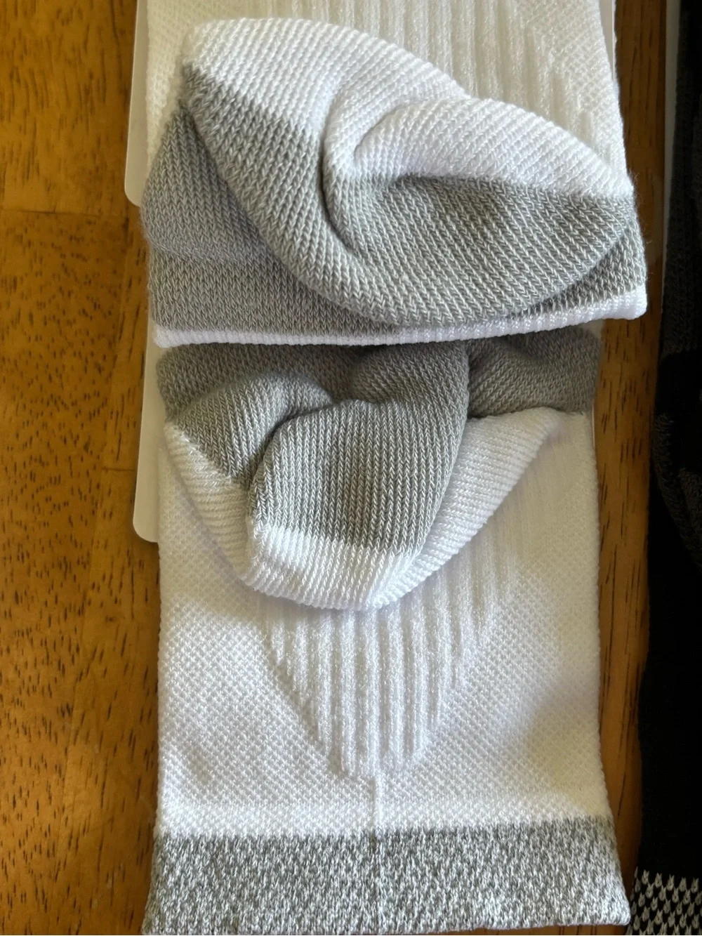 Nike Spark Cushioned Running Socks Bundle - White Ankle & Black Crew (M 10-11.5)